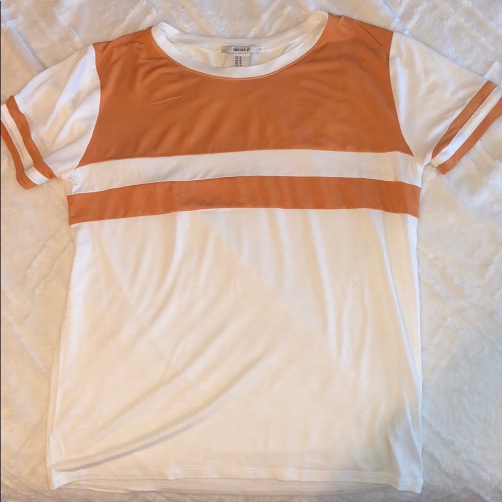 Cute forever 21 t shirt